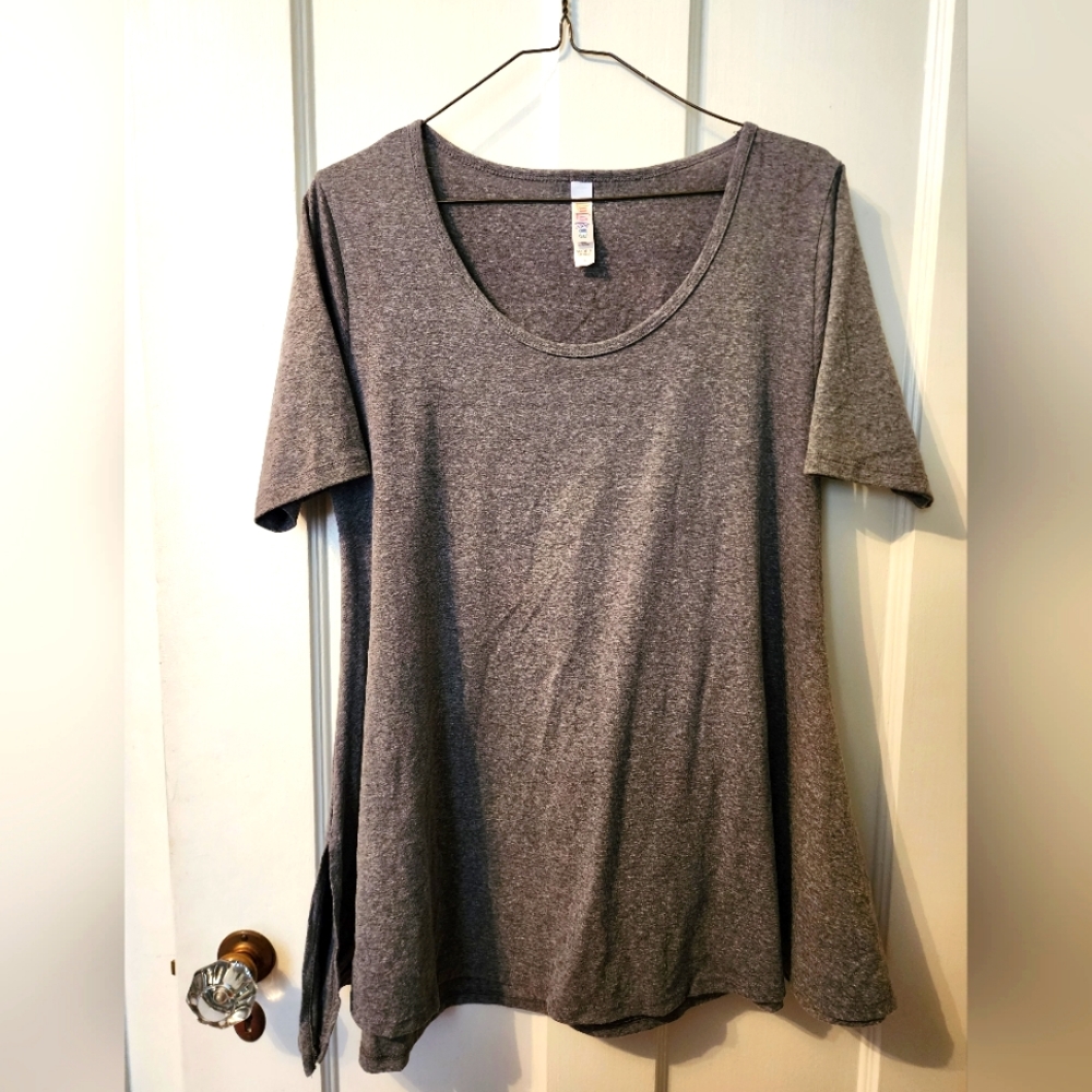 Lularoe Small Perfect T
